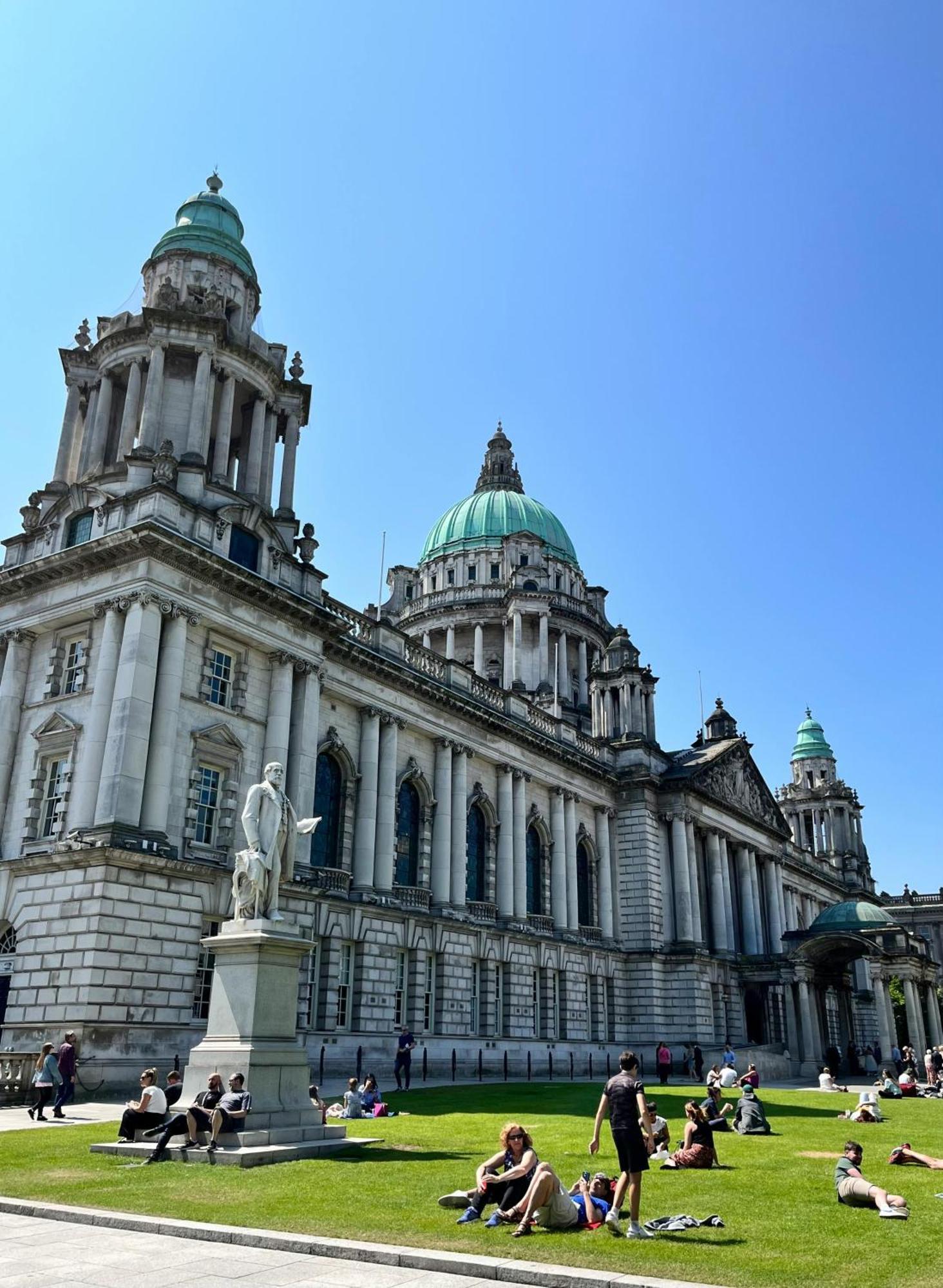 Central Apartment In Belfast City Centre - Sleeps 5 People Bagian luar foto